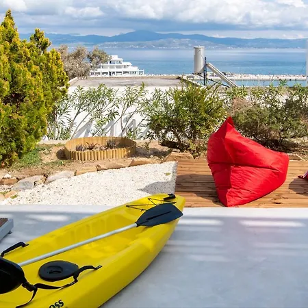 Splash With Amazing Sea Views In Casa vacanze