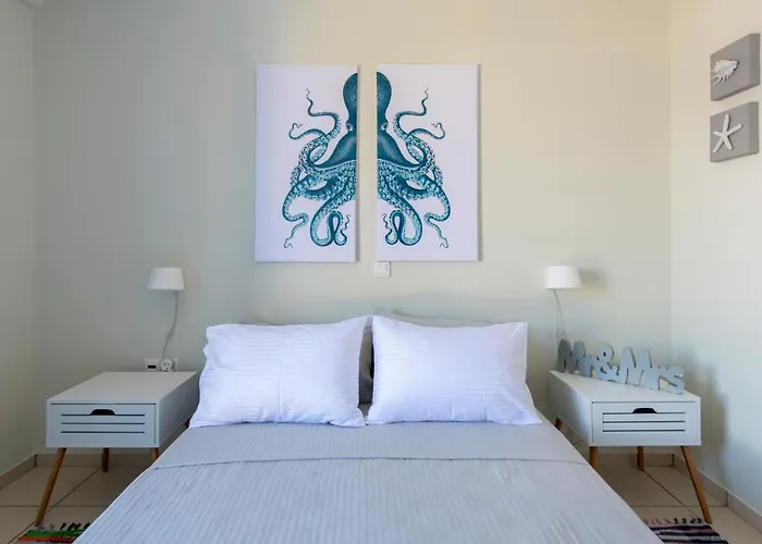 Splash With Amazing Sea Views In Piso Livadi